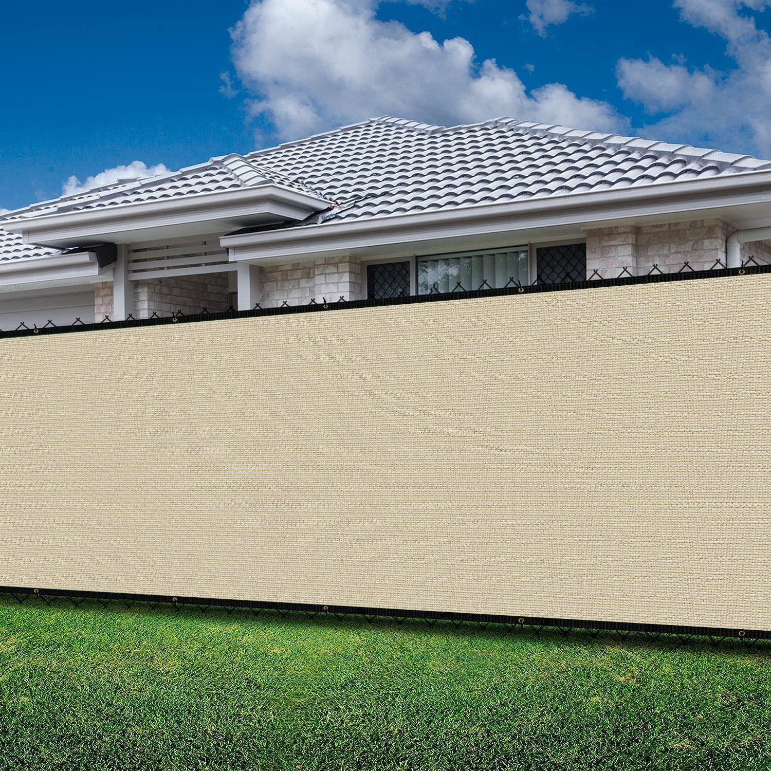 APICRED Heavy Duty Privacy Screen Fence for Commercial and Residential 88 Blockage 150 GSM U V Protected 8x19 Beige並行
