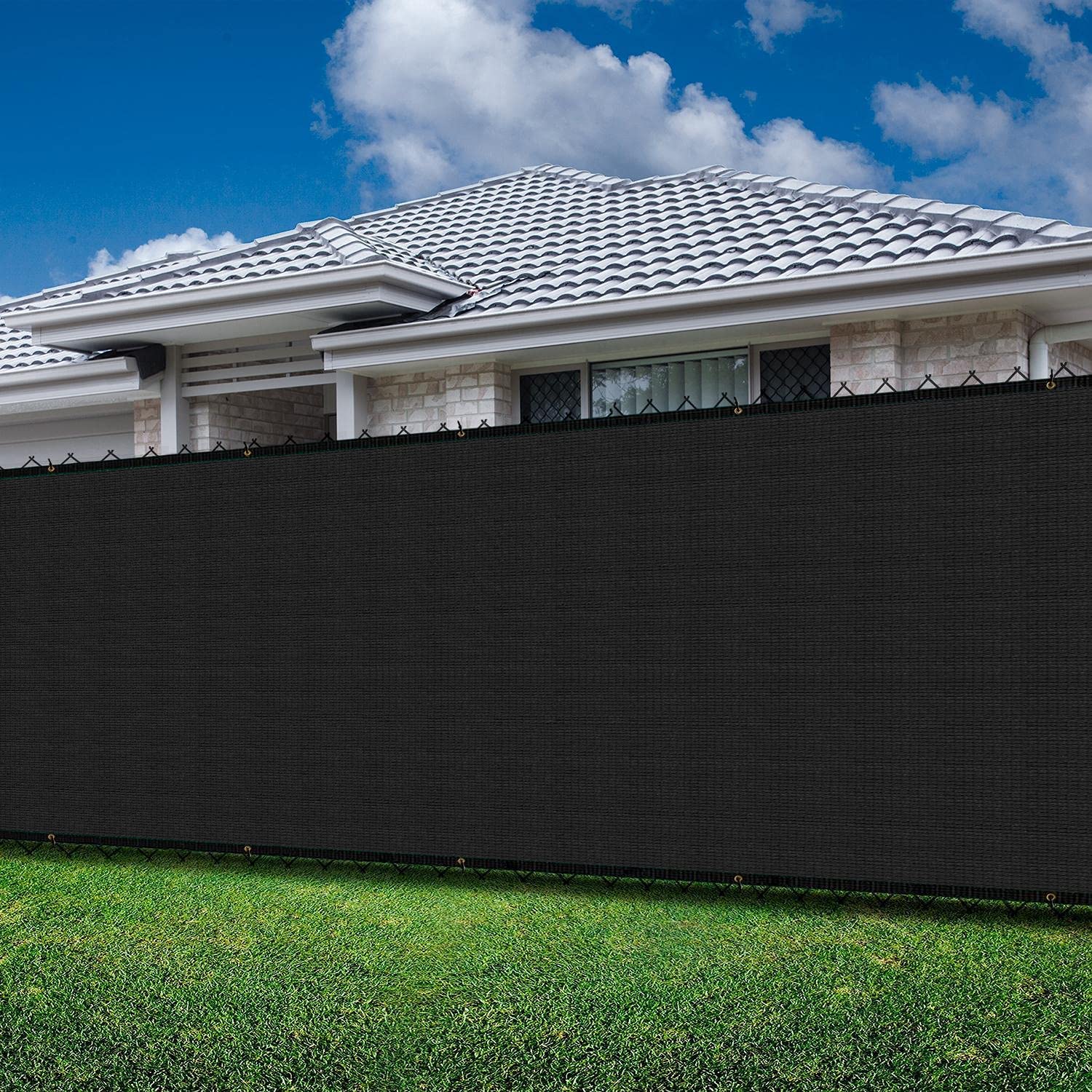 APICRED Heavy Duty Privacy Screen Fence for Commercial and Residential 88 Blockage 150 GSM U V Protected 8x40 Black並行